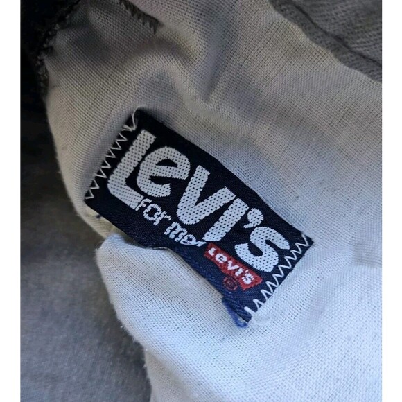 Vintage Levi's for Men Jeans, Has Silver Tab Size 34 X 28, 1990s - Picture 3 of 14